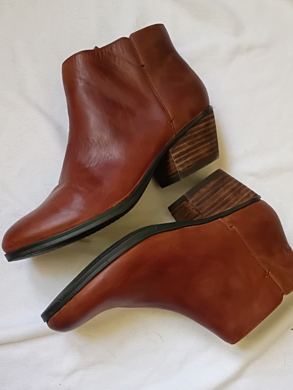 Clark's ArtisanBrown Leather Ankle Boots - Picture 4 of 8